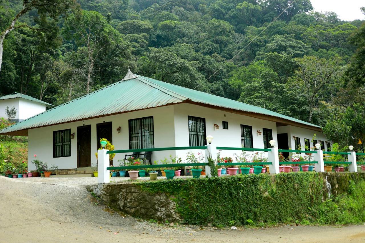 七泉种植园度假村 蒙纳 外观 照片